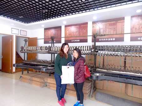 A silk shop near the Longjin tea plantation silk shop